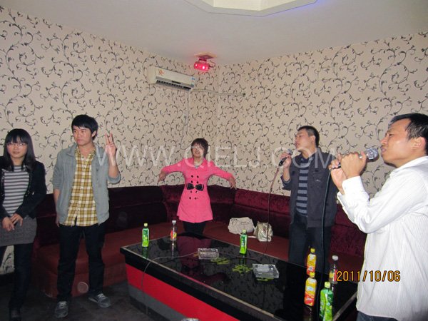 2011年10月，鄭州企鵝糧油機械有限公司--外貿部，十一國慶節(jié)團體活動！(圖2)