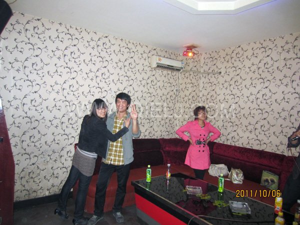 2011年10月，鄭州企鵝糧油機械有限公司--外貿部，十一國慶節(jié)團體活動！(圖7)
