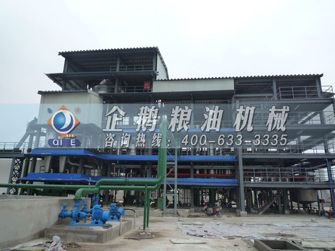 食用油浸出生產(chǎn)線，企鵝糧油機(jī)械浸出器品類齊全滿足市場(chǎng)需求(圖1)